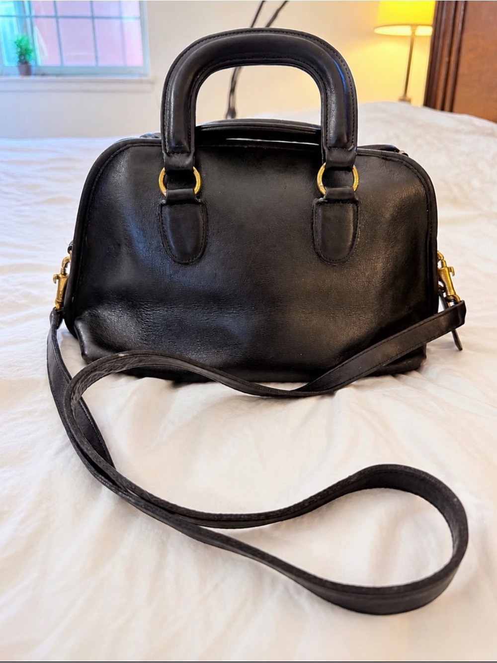 Vintage Coach Black Leather Satchel 0864-981 – Made in USA Turnlock Crossbody - Picture 2 of 10